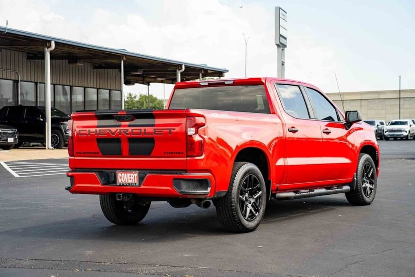 2024 Chevrolet Silverado 1500 - Image 2
