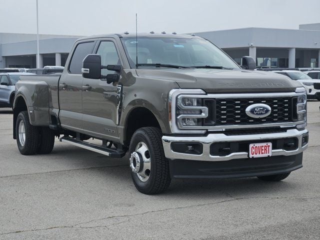 2026 Ford F-350 - Image 3