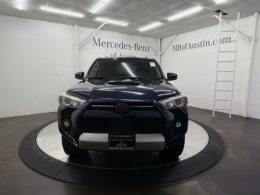 2021 Toyota 4runner - Image 3