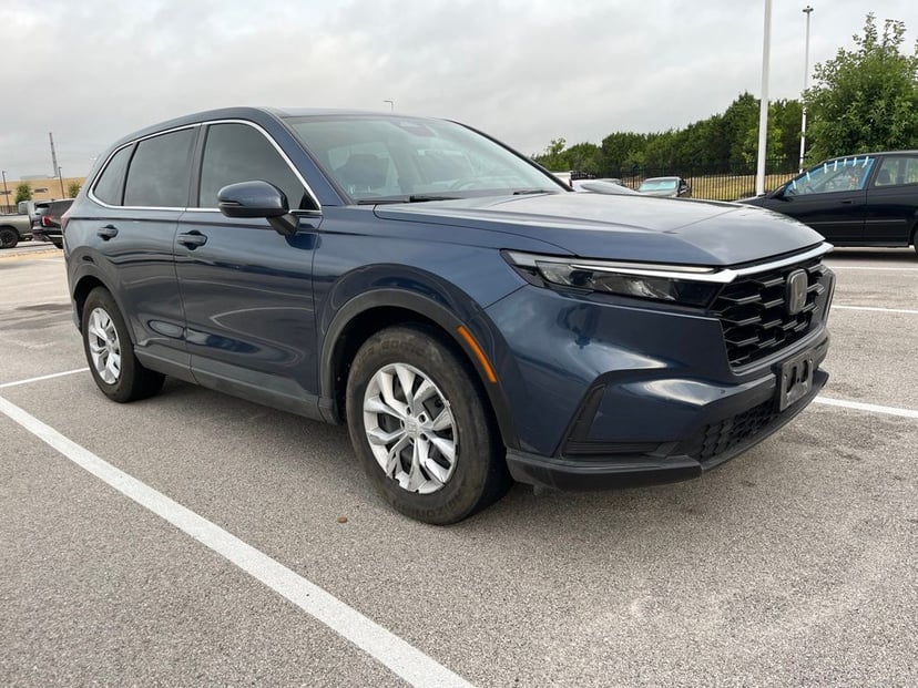 2023 Honda CR-V - Image 1