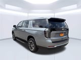 2026 Chevrolet Suburban - Preview 3