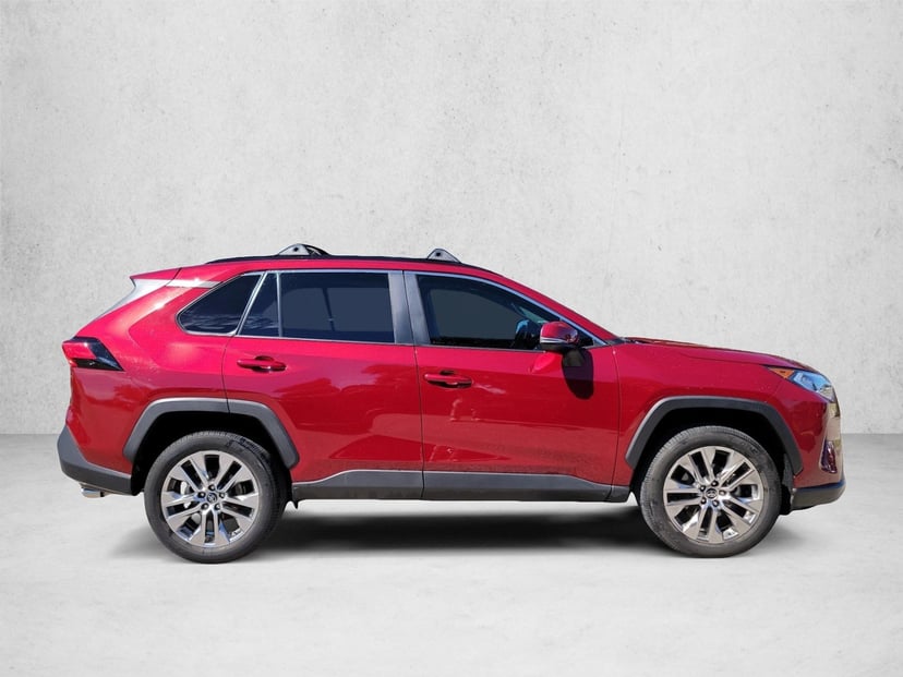 2019 Toyota RAV4 - Image 1