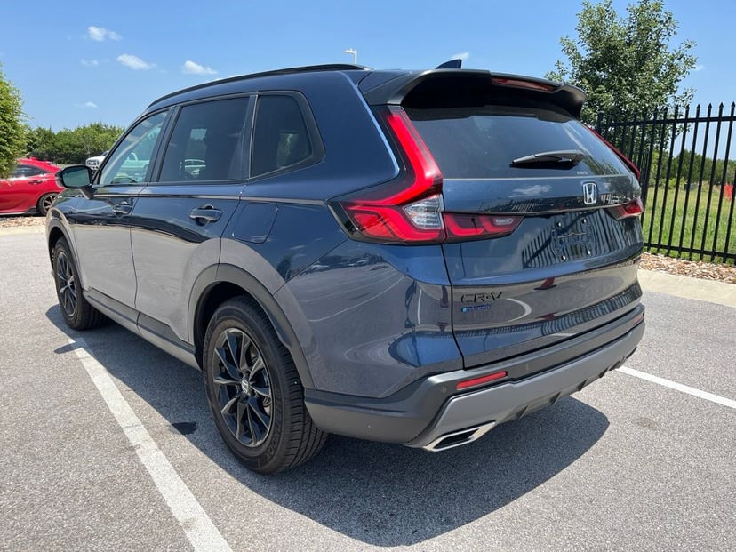 2026 Honda CR-V - Image 3