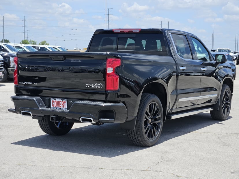 2026 Chevrolet Silverado - Image 3