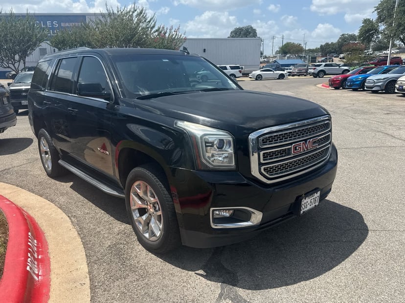 2016 GMC Yukon - Image 3