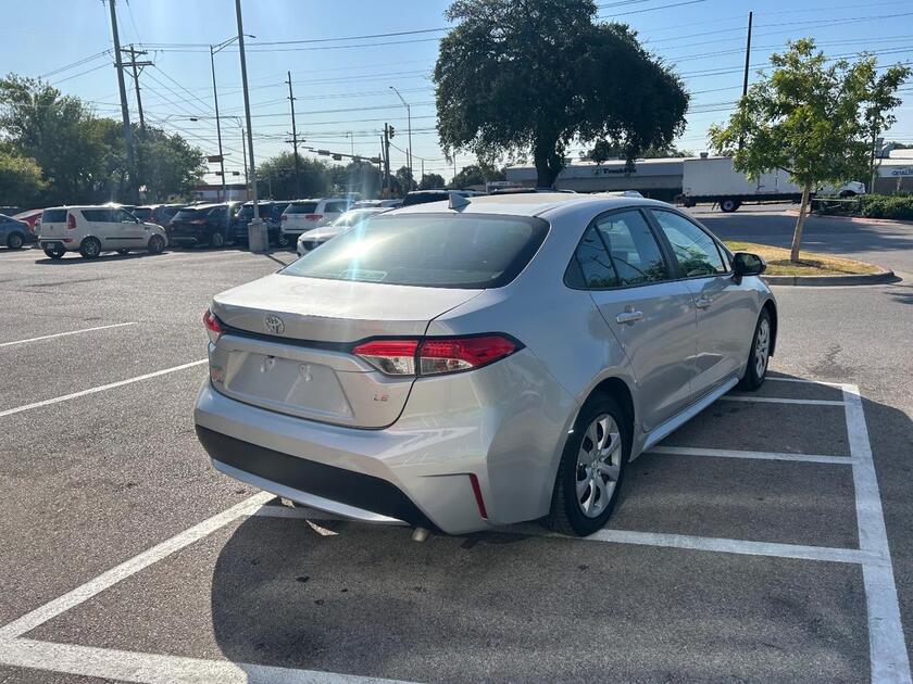 2021 Toyota Corolla - Image 3
