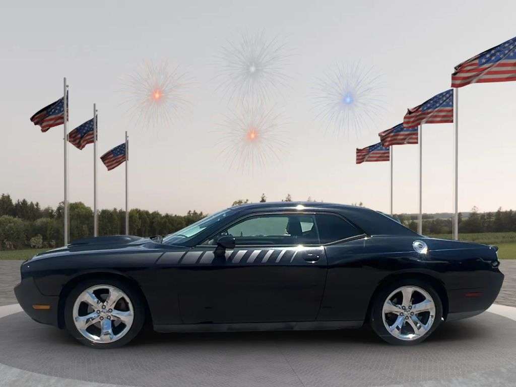 2012 Dodge Challenger - Image 3