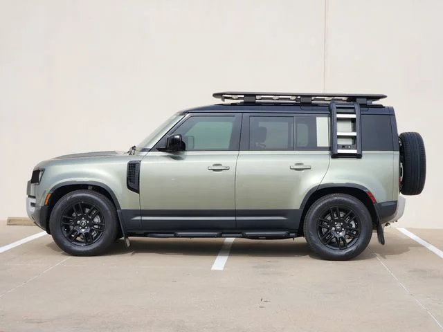 2025 Land Rover Defender - Image 2