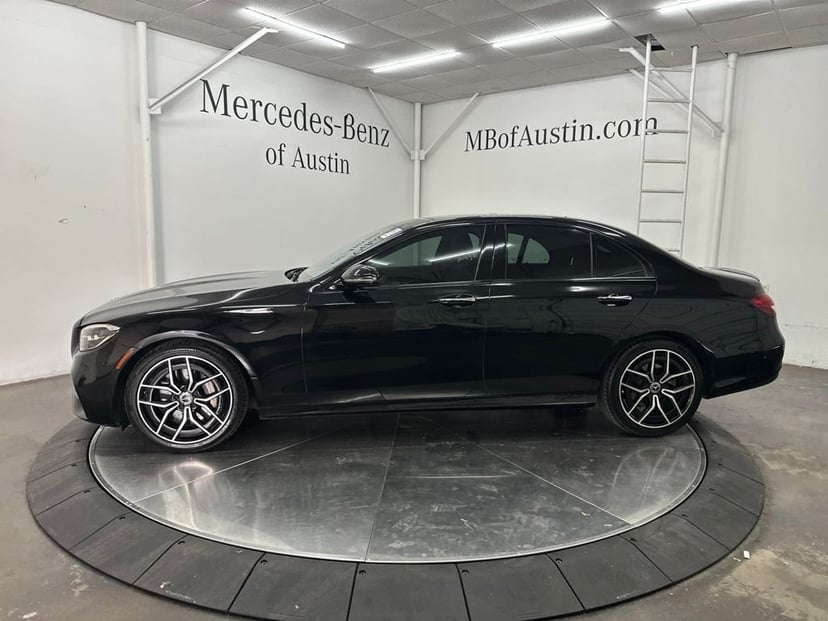2022 Mercedes-Benz E-Class - Image 2