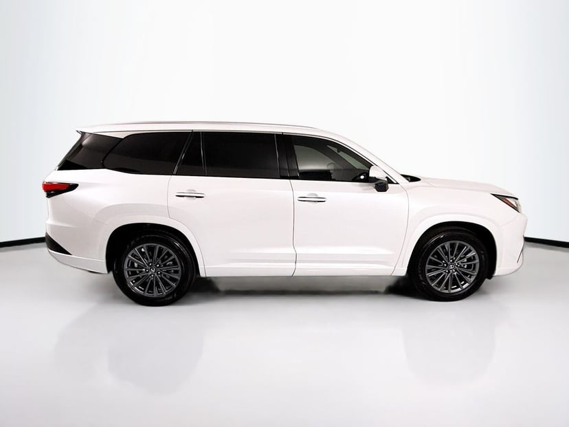 2026 Lexus TX - Image 3