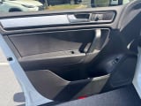 2017 Volkswagen Touareg - Preview 12