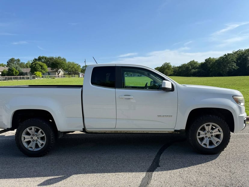 2020 Chevrolet Colorado - Image 2