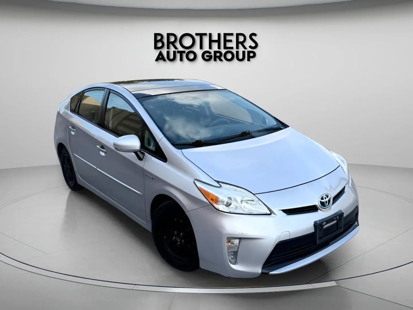 2012 Toyota Prius - Image 1