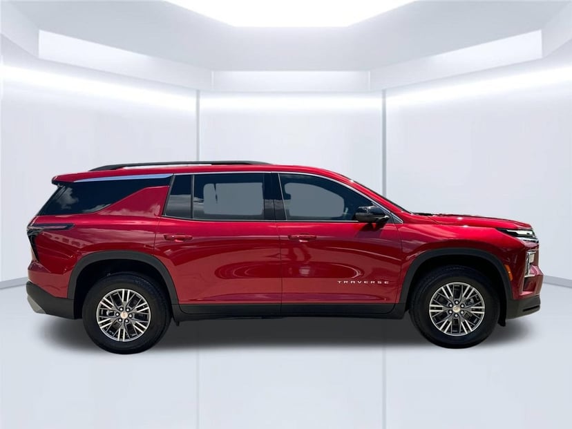 2027 Chevrolet Traverse - Image 1