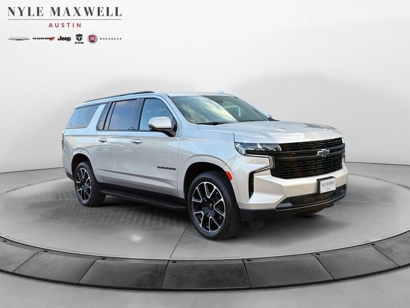 2024 Chevrolet Suburban - Image 2
