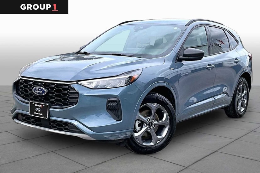 2023 Ford Escape - Image 1