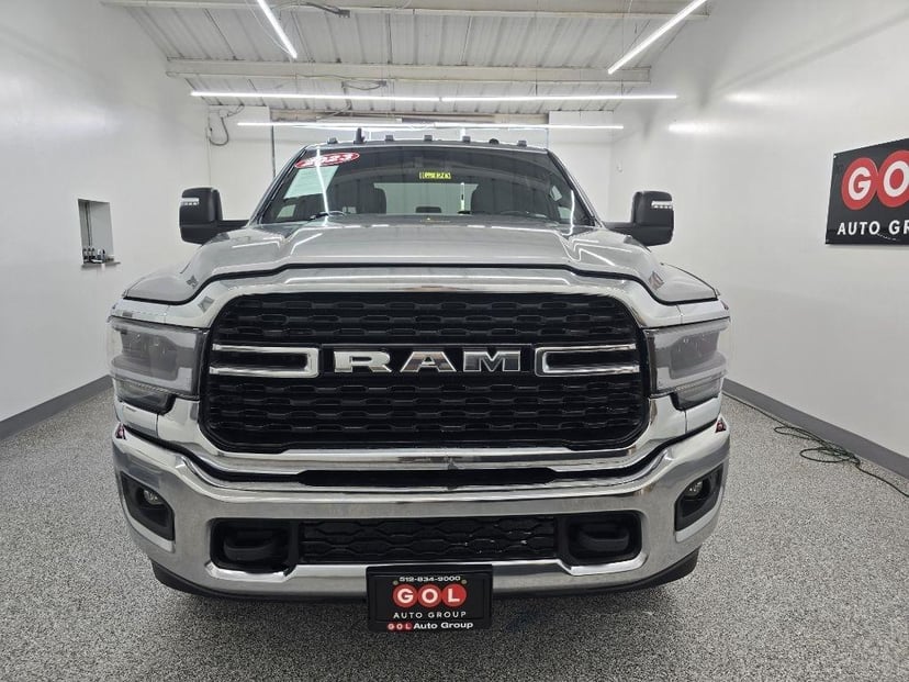 2023 RAM 2500 - Image 3