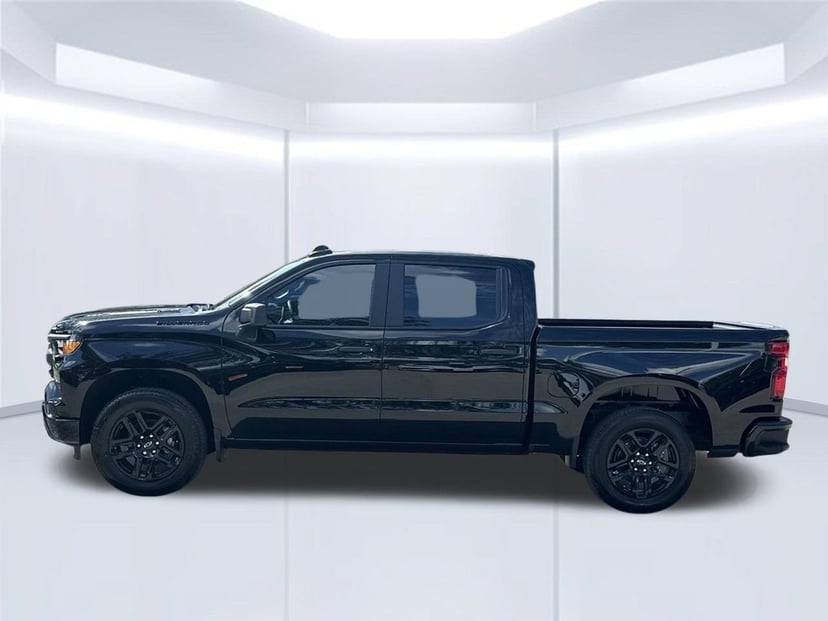 2026 Chevrolet Silverado 1500 - Image 1