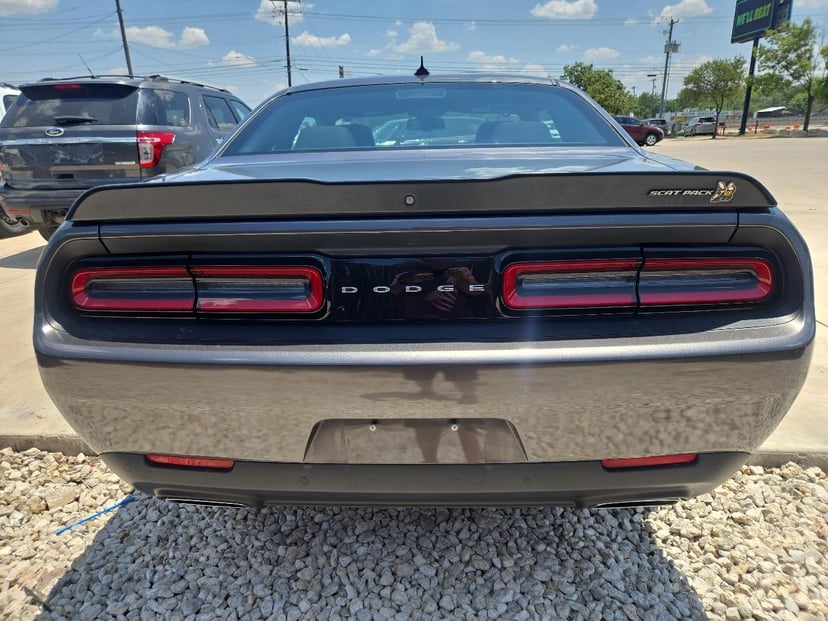 2021 Dodge Challenger - Image 3
