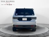 2026 Jeep Grand Wagoneer - Preview 15