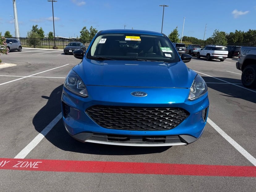 2020 Ford Escape - Image 2