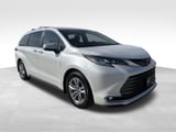 2023 Toyota Sienna - Preview 3
