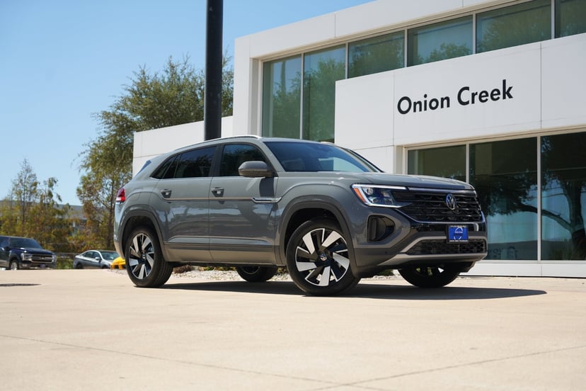 2026 Volkswagen Atlas Cross Sport - Image 1
