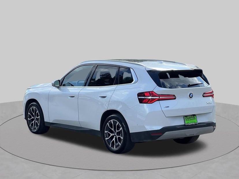 2026 BMW X3 - Image 3