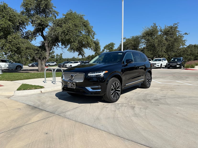 2025 Volvo XC90 - Image 1