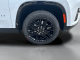 2026 Jeep Grand Wagoneer L - Preview 13