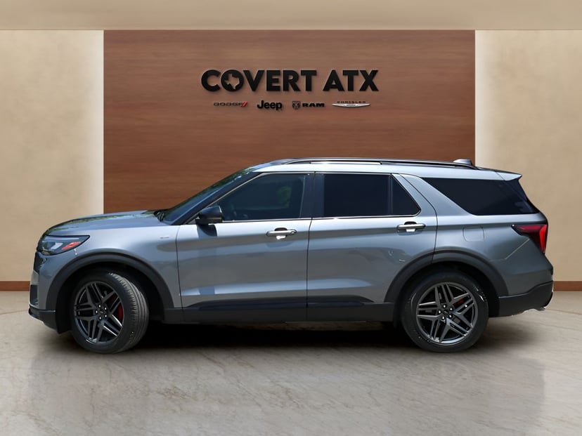 2025 Ford Explorer - Image 2