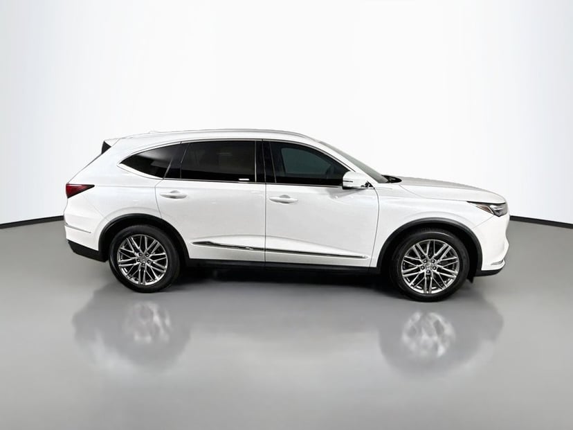 2022 Acura MDX - Image 2