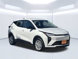 2027 Chevrolet Bolt - Preview 7