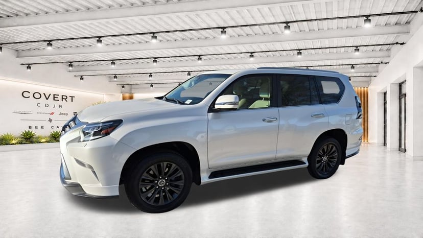 2023 Lexus GX 460 - Image 3