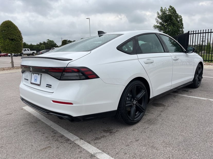 2026 Honda Accord - Image 2