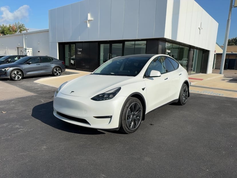 2022 Tesla Model Y - Image 1