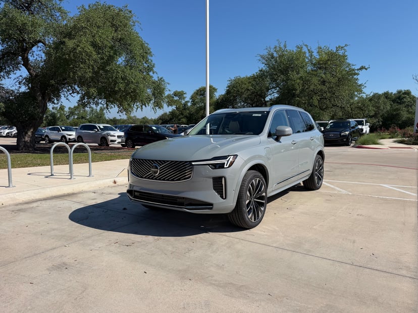 2026 Volvo XC90 - Image 1