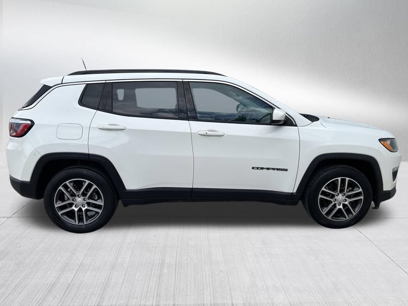 2018 Jeep Compass - Image 3