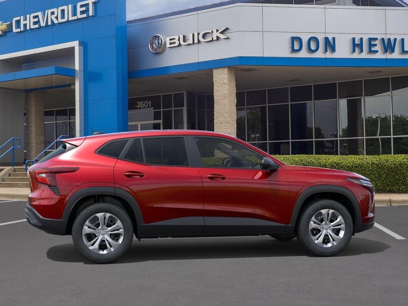 2026 Chevrolet Trax - Image 2