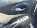 2018 Jeep Cherokee - Preview 10