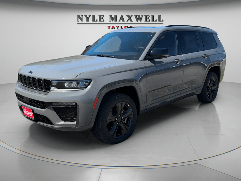 2027 Jeep Grand Cherokee L - Image 1