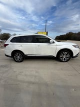 2018 Mitsubishi Outlander - Preview 3