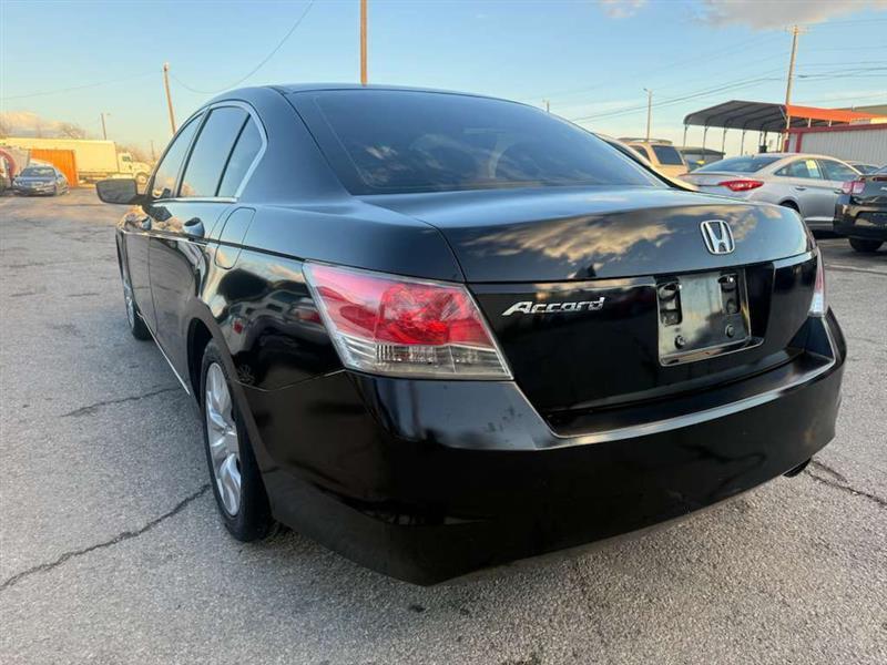 2010 Honda Accord - Image 2
