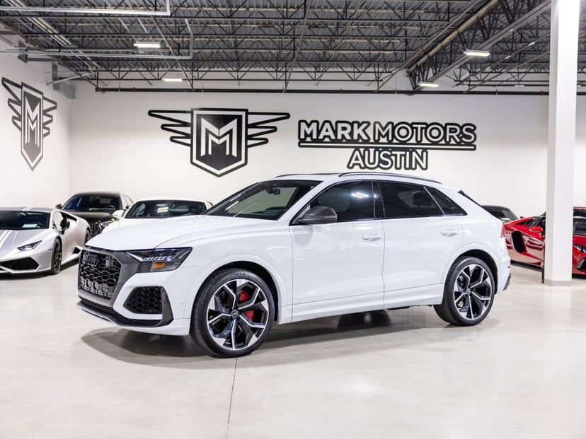 2024 Audi RS Q8 - Image 1