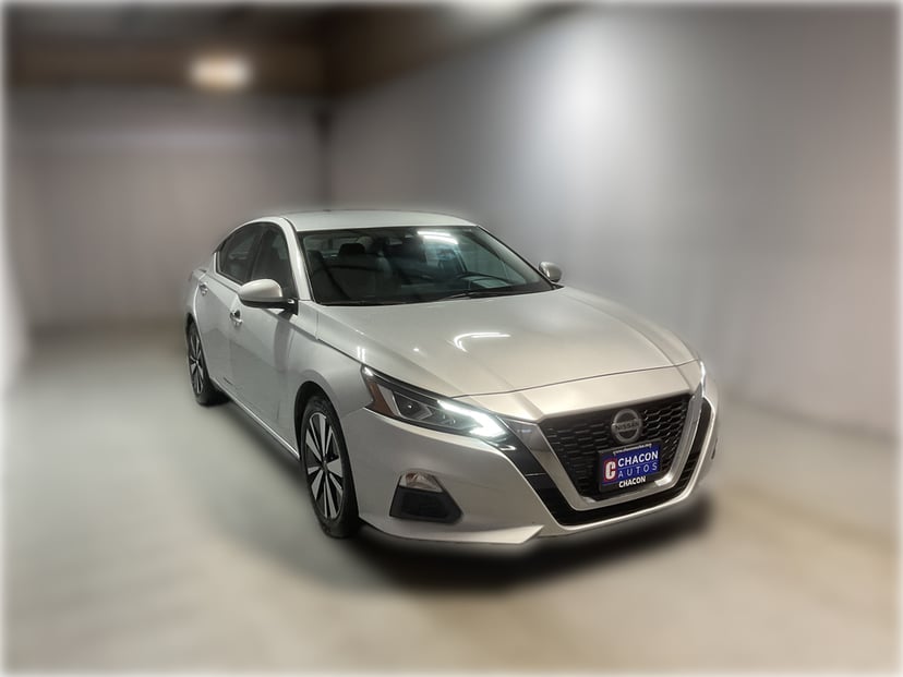 2021 Nissan Altima - Image 1