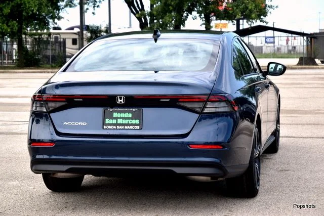 2026 Honda Accord Sedan SE 4D Sedan Canyon River Blue Metallic - Image 3