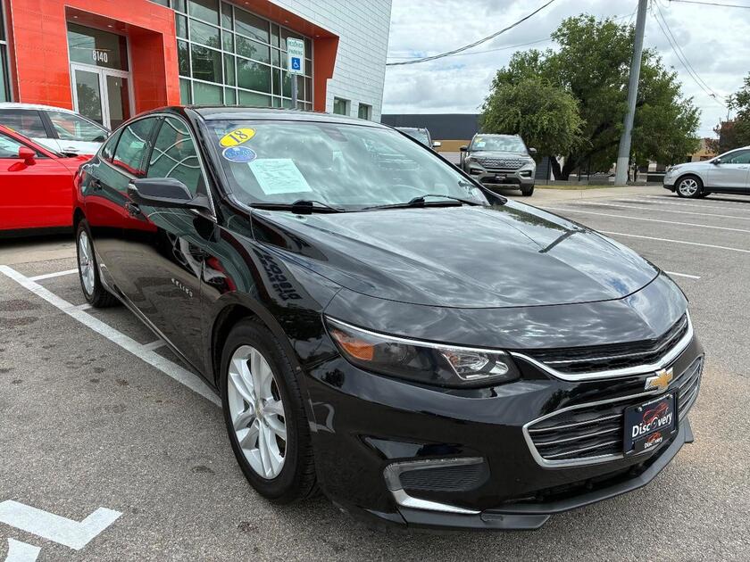 2018 Chevrolet Malibu - Image 2