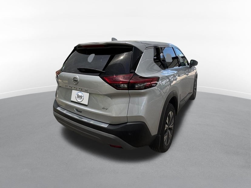 2021 Nissan Rogue - Image 3