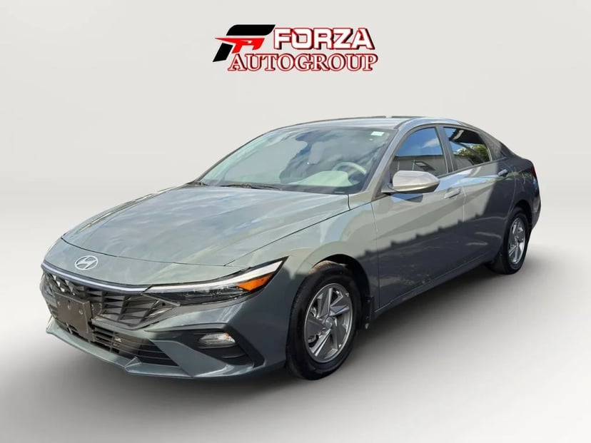 2024 Hyundai Elantra - Image 1