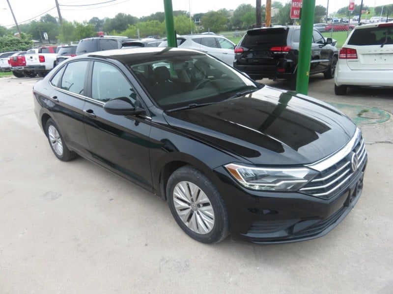 2020 Volkswagen Jetta - Image 1